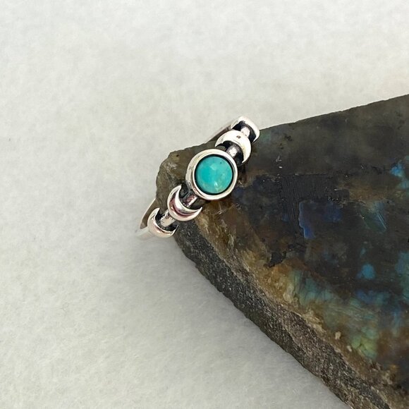 Sterling Silver 925 Dainty Minimalist Crescent Moon Turquoise Band Ring Sz 5.75 - Picture 6 of 16